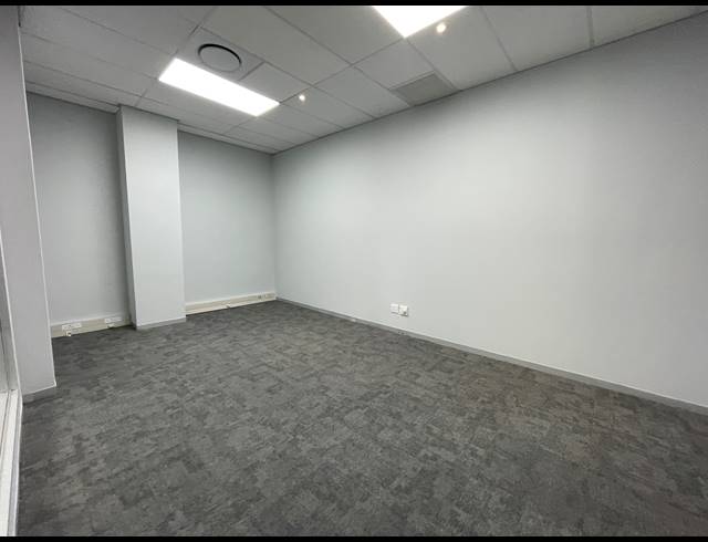 330M² OFFICE TO LET IN RIVONIA